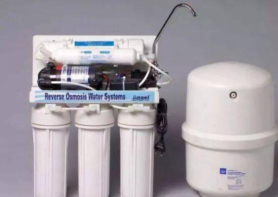 廚房中這兩樣電器沒必要買，入住后才懊惱凈水器成雞肋